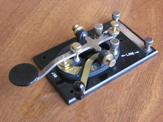 Straight-key J-38 telegraph key close-up